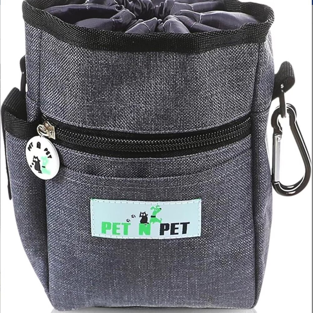 Make walks and training sessions easier with the PET N PET Dog Training Treat Po - Picture 3 of 11